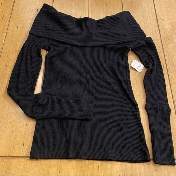 Free People Black Off-Shoulder Soft New Medium Long Sleeve Cozy Sweater - Picture 11 of 12